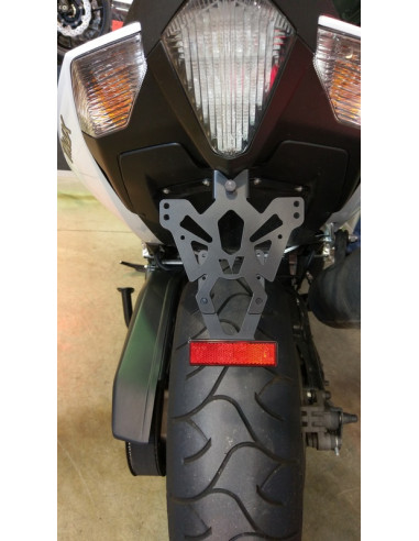Support de plaque V PARTS noir Yamaha T-Max 530 Support de plaque V PARTS noir Yamaha T-Max 530