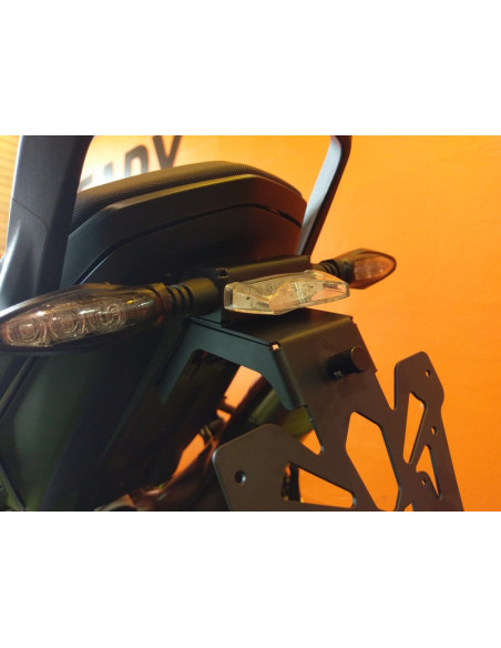 Support de plaque V PARTS noir KTM Duke Support de plaque V PARTS noir KTM Duke