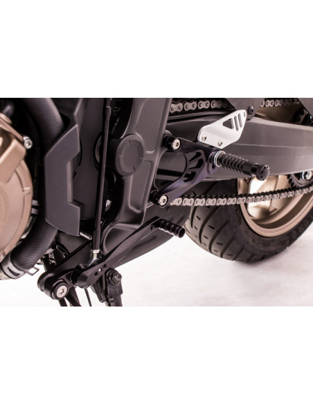 Commandes reculées GILLES TOOLING FXR noir Honda