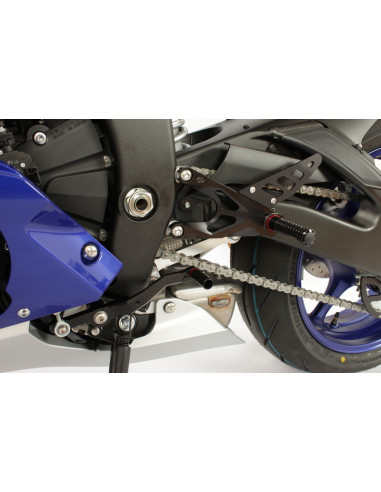 Commandes reculées GILLES TOOLING FXR noir Yamaha YZF-R6