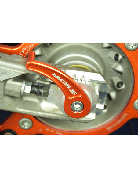 Tire-axe arrière SCAR orange