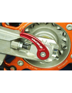 Tire-axe arrière SCAR rouge 2