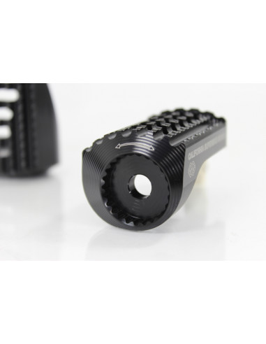 Repose-pieds GILLES TOOLING California noir Repose-pieds GILLES TOOLING California noir