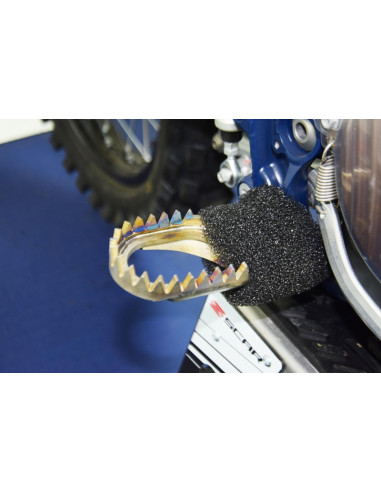 Repose-pieds SCAR anti-boue titane KTM/Husqvarna Repose-pieds SCAR anti-boue titane KTM/Husqvarna