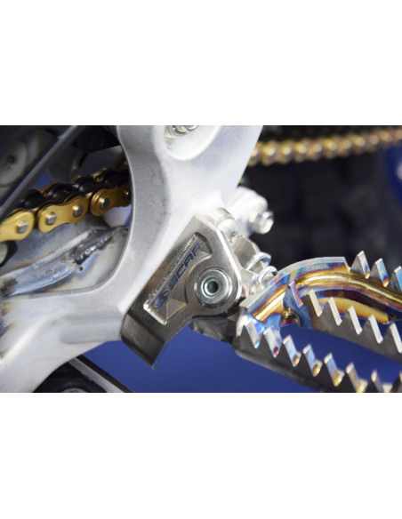 Support de repose-pieds titane SCAR Yamaha YZ250/450F