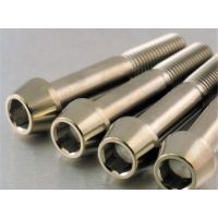 Vis de fixation pour étrier de moto