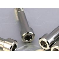 Vis de fixation pour étrier de moto