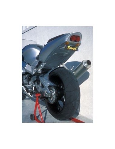 Passage de roue Ermax(à  modifier pour conformité) pour CBR 900 R 2000/2001 avec trous  pour feux 