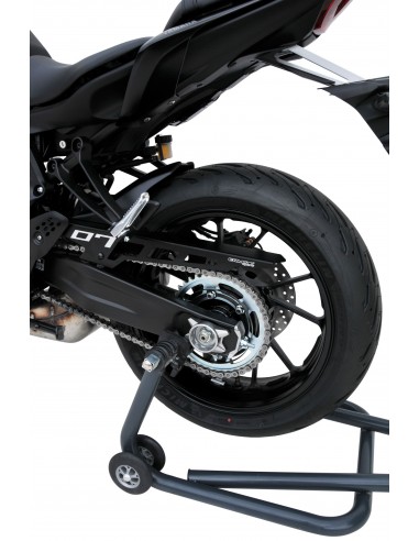 Garde boue arrière Evo en 2 parties  Ermax pour MT07(FZ 7) 2018-2020  Garde boue arrière Evo en 2 parties  Ermax pour MT07(FZ 7) 2018-2020