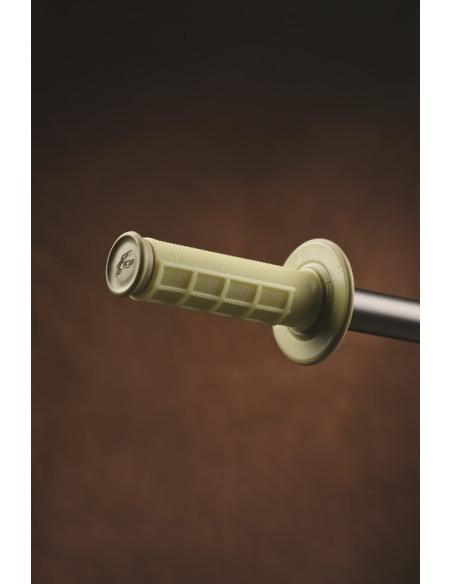 Revêtements RENTHAL Dual Kevlar semi-gauffré Revêtements RENTHAL Dual Kevlar semi-gauffré