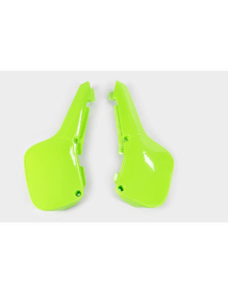 Plaques latérales UFO