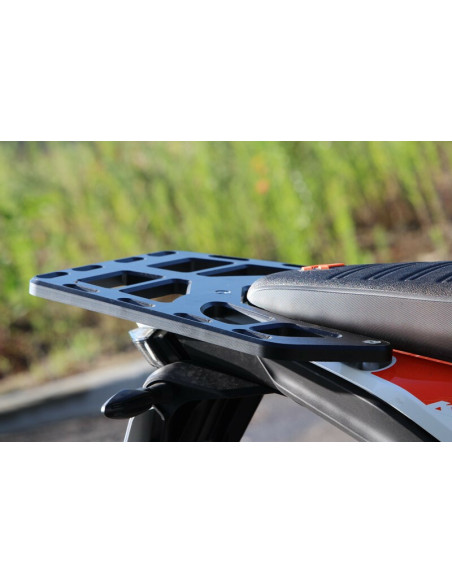 Porte-paquet AXP noir KTM 390 Adventure Porte-paquet AXP noir KTM 390 Adventure