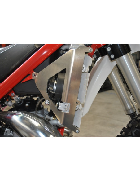 Protection de radiateur AXP aluminium - Beta X-Trainer 300
