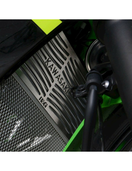 Protection de radiateur gravée R&G RACING inox - Kawasaki Ninja 125 Protection de radiateur gravée R&G RACING inox - Kawasaki Ninja 125