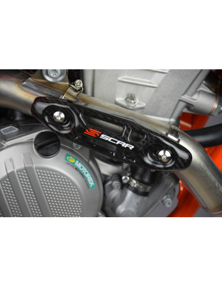 Protection échappement SCAR universelle carbone Protection échappement SCAR universelle carbone