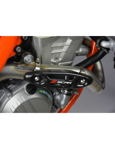 Protection échappement SCAR universelle carbone Protection échappement SCAR universelle carbone