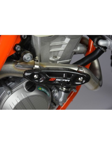 Protection échappement SCAR universelle carbone Protection échappement SCAR universelle carbone