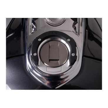 Fixation de sacoche de réservoir...