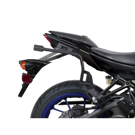 Fixation 3P system SHAD pour YAMAHA MT-07 2013 2018 gros plan sans valises