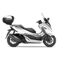 Porte paquet Shad Top Master HONDA 125 Forza 2015 a2018 gros plan 2