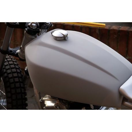 Bouchon de réservoir d'essence Monza diamétre 63,5 sur reservoir Bouchon de réservoir d'essence Monza diamétre 63,5 sur reservoir