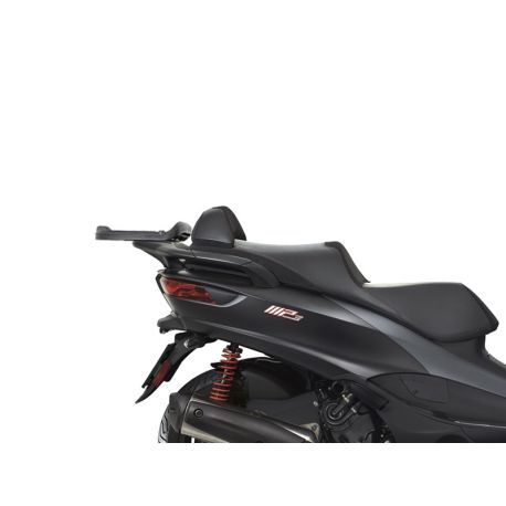 Porte paquet SHAD Top Master pour PIAGGIO MP3 300 500 HPE Business / Sport sans top case gros plan