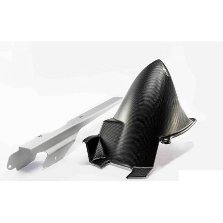 Garde boue arriere PUIG pour Yamaha MT 07 Tracer simili carbone details Garde boue arriere PUIG pour Yamaha MT 07 Tracer simili carbone details