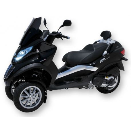 Pare brise sport ERMAX pour scooter MP3 2011 2018 de coté