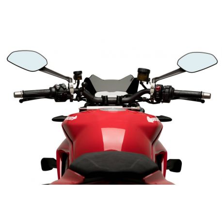 Saute vent Naked new generation sport DUCATI Streetfighter V4 vue du pilote