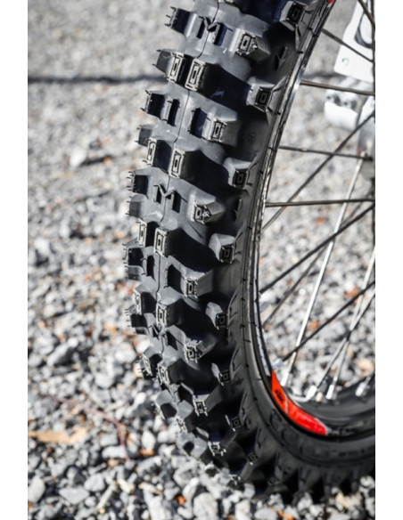 Pneu MICHELIN ENDURO MEDIUM 120/90-18 M/C 65R TT