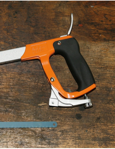 Monture de scie à métaux BETA avec système de tension lame à déclenchement